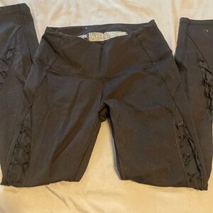 Victoria secrete sport leggings with mesh